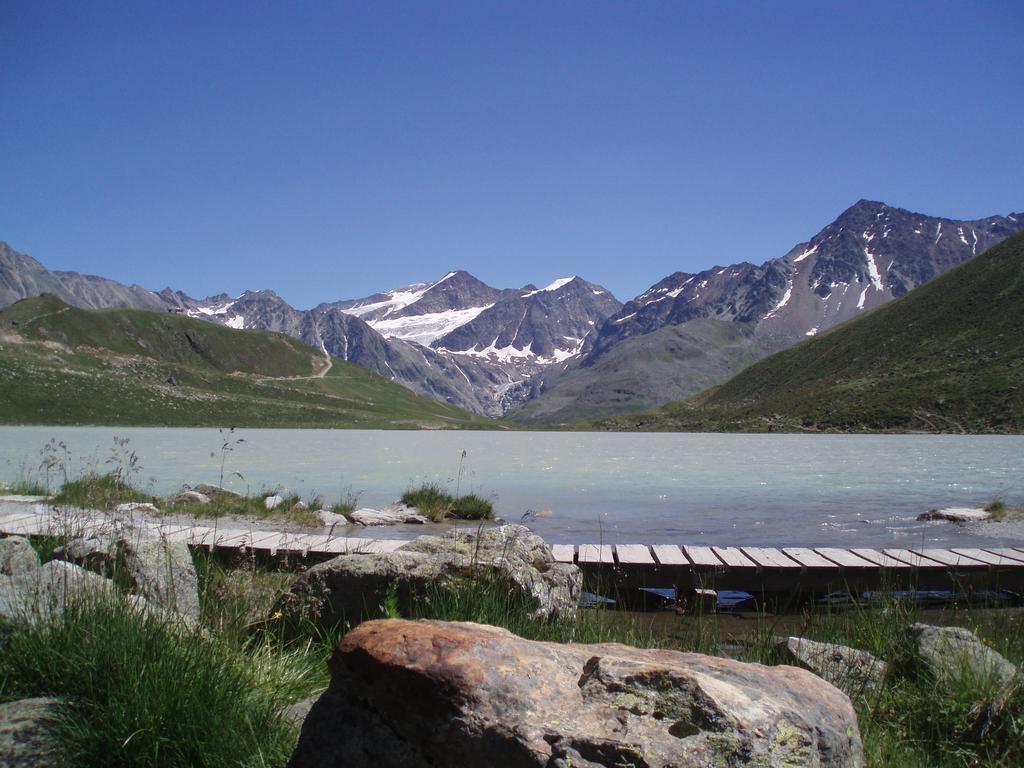 Wellnesshuttendorf Wiese Sankt Leonhard im Pitztal Exteriér fotografie