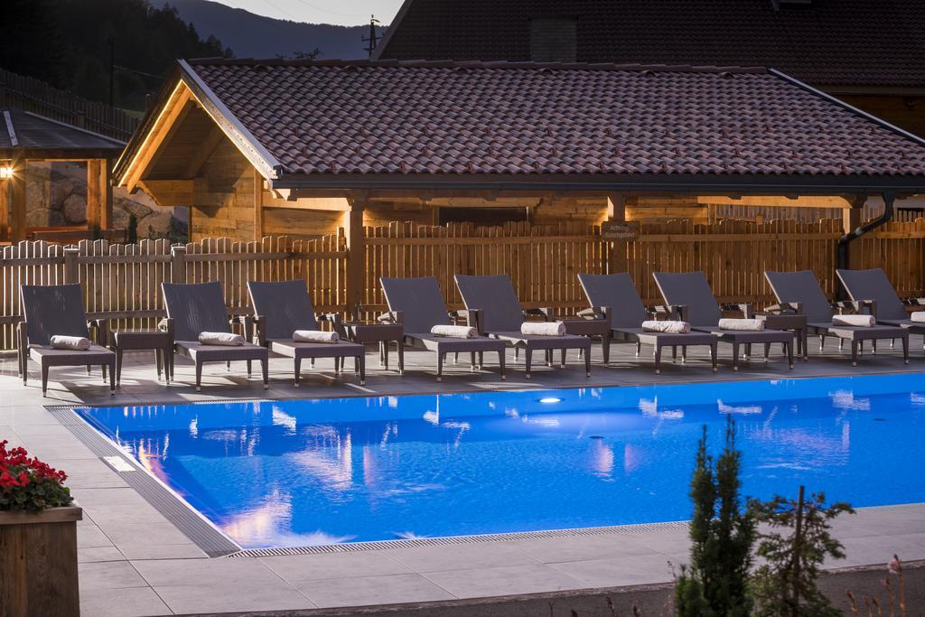 Wellnesshuettendorf Wiese Sankt Leonhard im Pitztal Exteriér fotografie